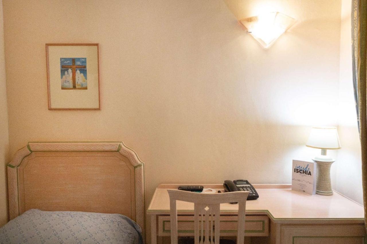 Hotel Royal Terme Иския Екстериор снимка