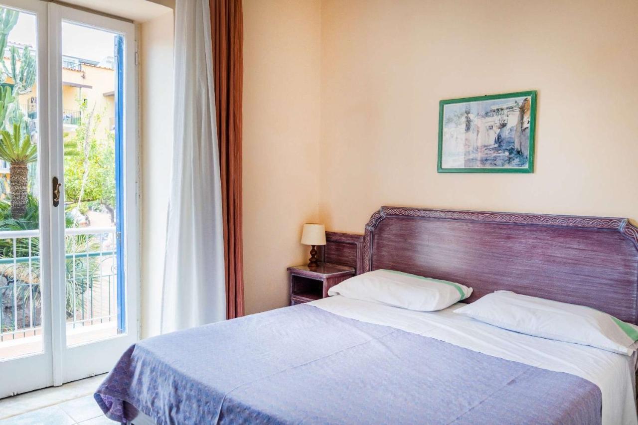 Hotel Royal Terme Иския Екстериор снимка