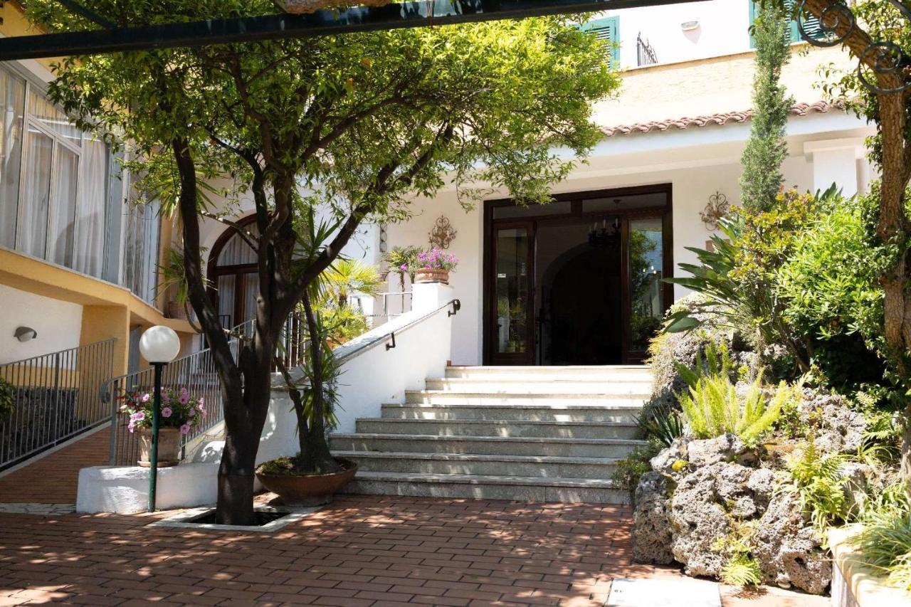 Hotel Royal Terme Иския Екстериор снимка