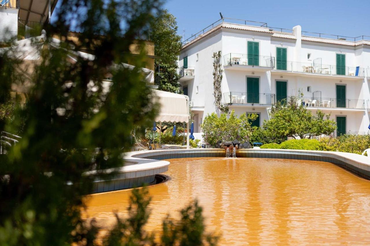 Hotel Royal Terme Иския Екстериор снимка