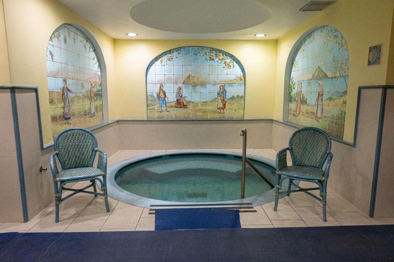 Hotel Royal Terme Иския Екстериор снимка