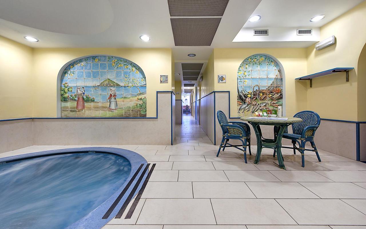 Hotel Royal Terme Иския Екстериор снимка